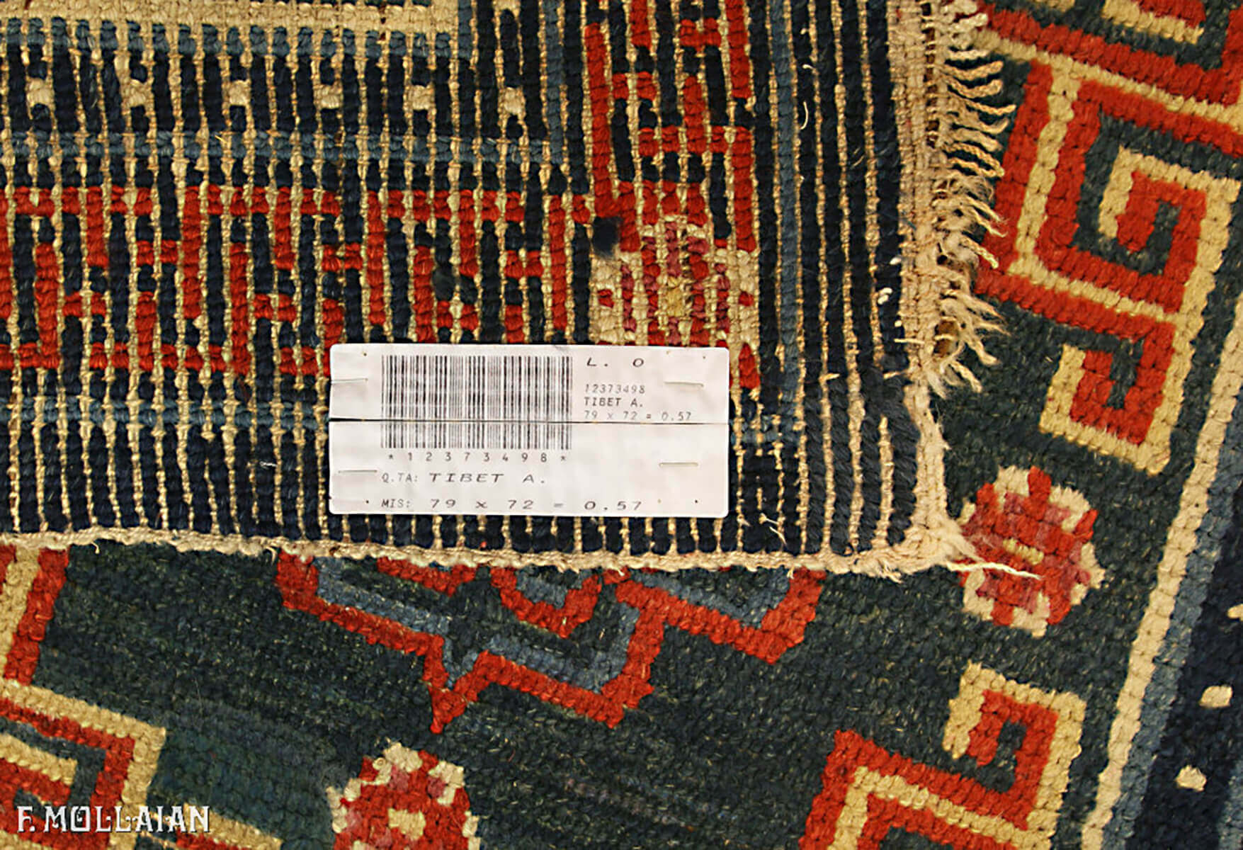 قالی آنتیک فرش تبت کد:۱۲۳۷۳۴۹۸